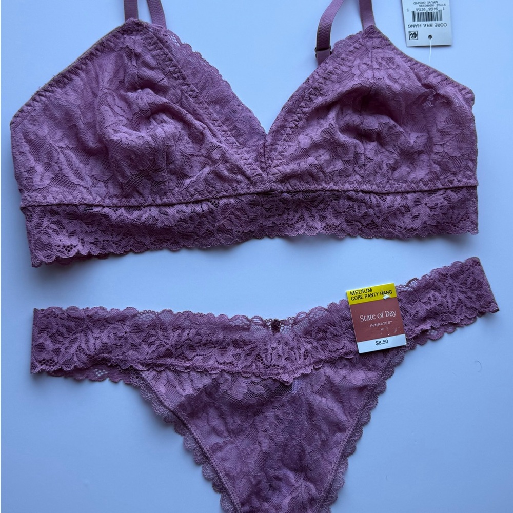 State of Day Intimates Bra and Panty Size M